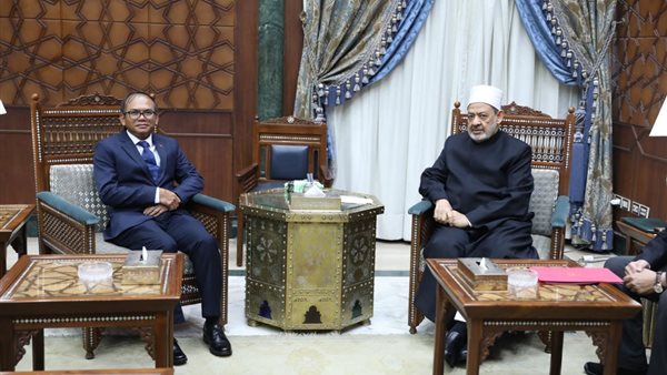 صورة من اللقاء