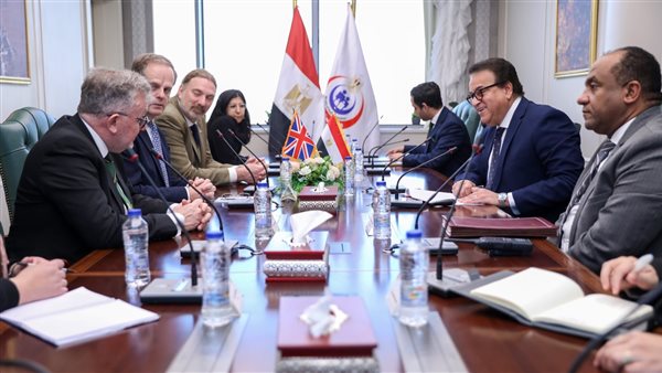 وزير الصحة يستقبل