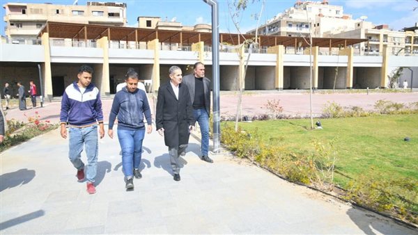 محافظ الغربية أثناء