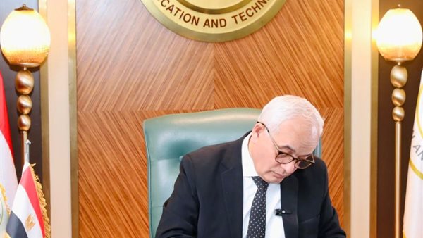  الدكتور رضا حجازى