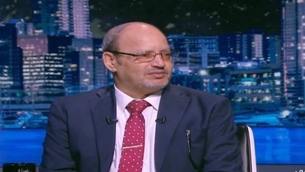  الدكتور أحمد فوزي