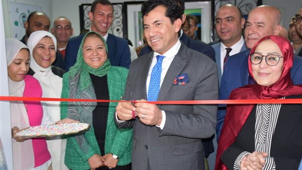 أشرف صبحي وزير الشباب