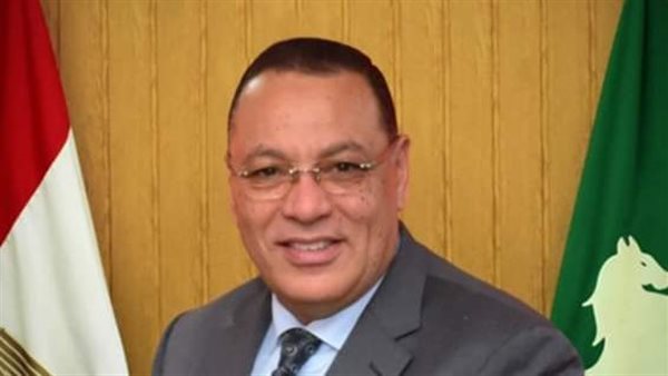  محافظ الشرقية  دكتور