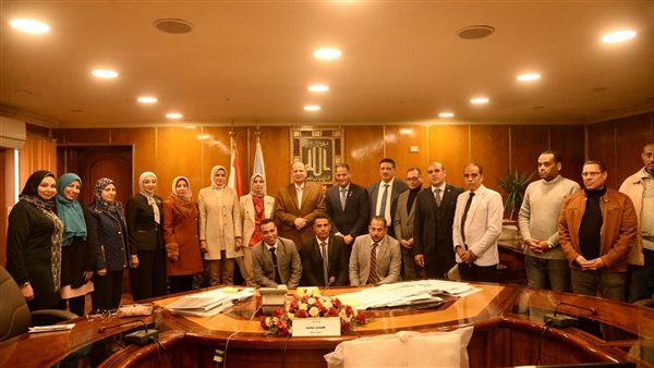 محافظ أسيوط