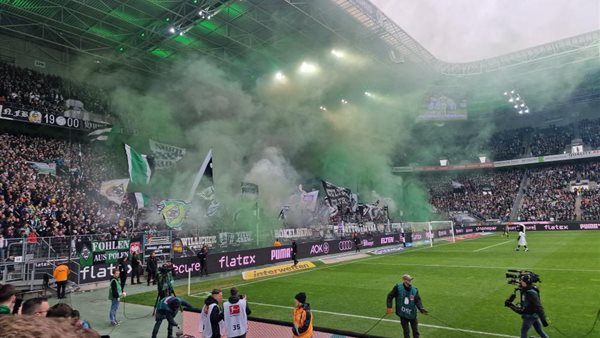 احتجاجات الجماهير