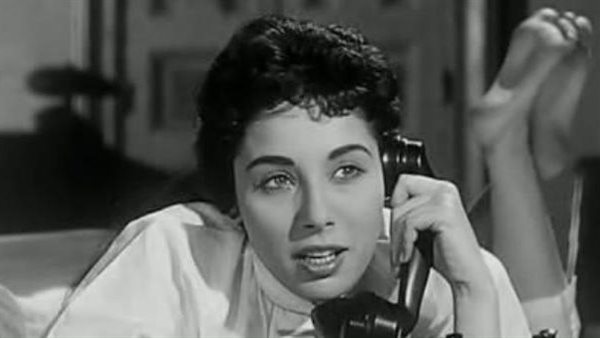 لبنى عبد العزيز