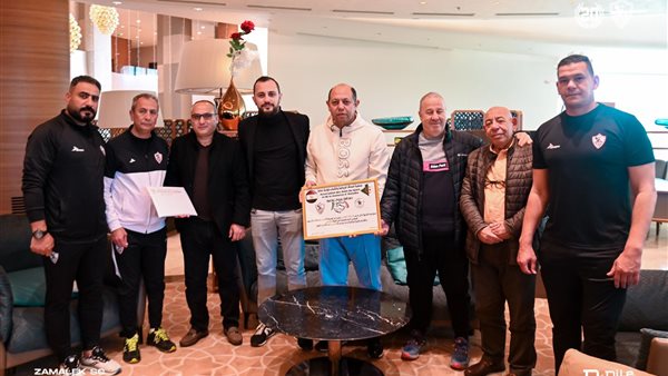 وفد من الديوان الرياضي