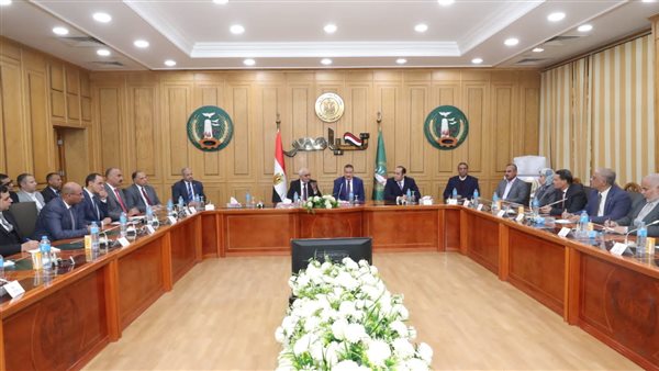  اجتماعً وزير التربية