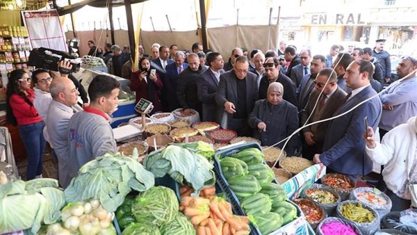  وزير التنمية المحلية