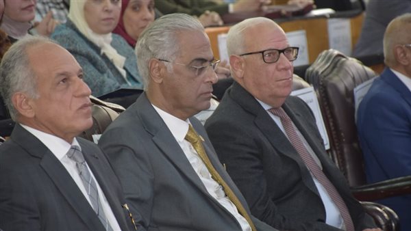 محافظ بورسعيد و رئيس