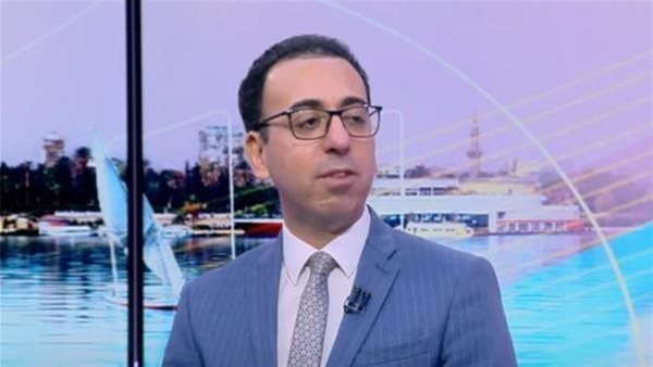 الكاتب الصحفي جمال