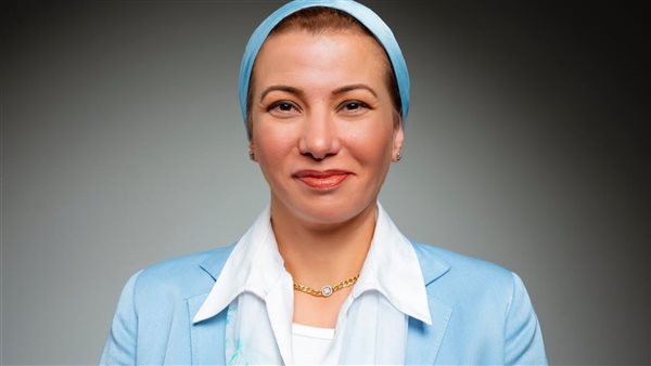 وزيرة البيئة