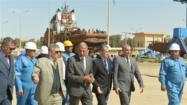 رئيس هيئة قناة السويس