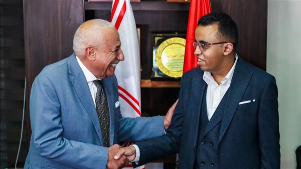 حسين لبيب مع بطل