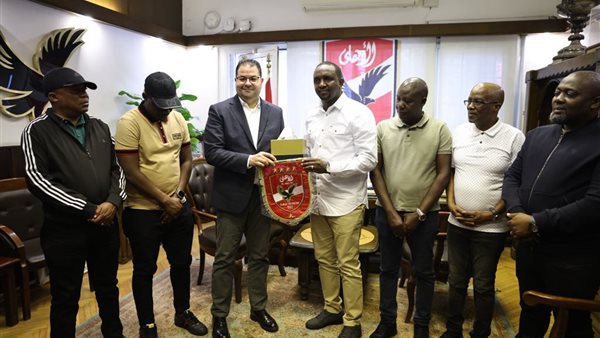 رئيس نادي يانج أفريكانز