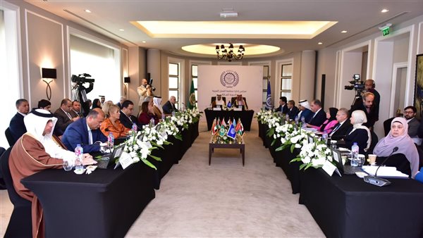 خلال مؤتمر اليوم