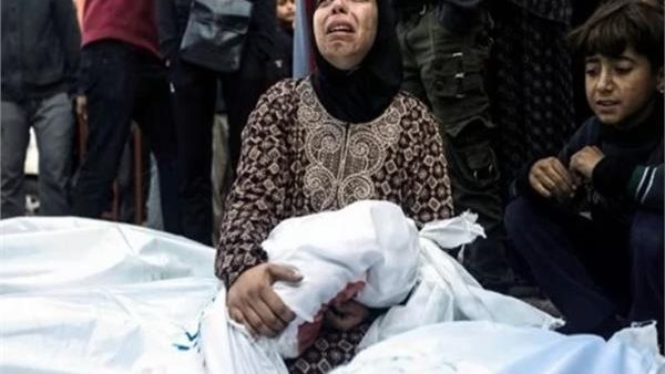  امرأة فلسطينية.