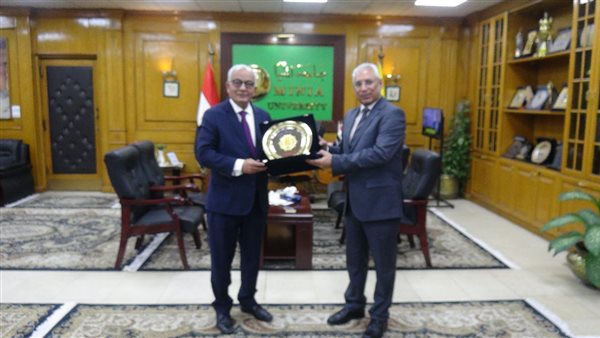 وزير التعليم ورئيس