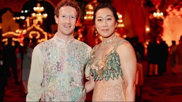 مارك زوكربيرغ وزوجته