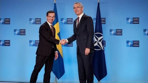 السويد تسلم وزير