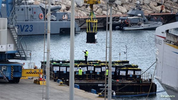 سفينة مساعدات تستعد