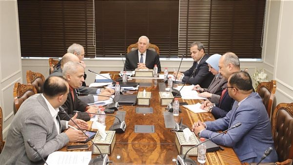  السيد القصير