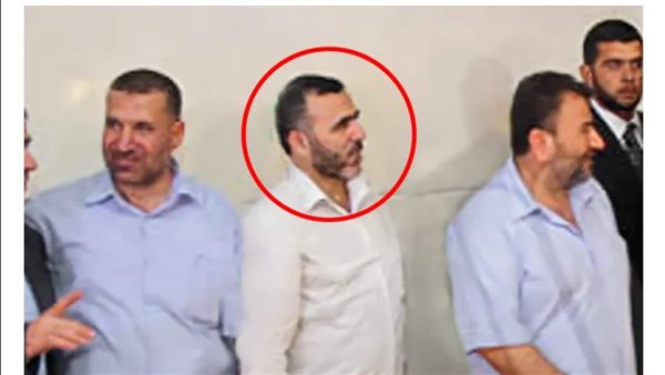 مروان عيسى يتوسط