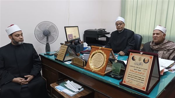 اجتماع اللجنة العليا