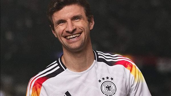 قميص منتخب ألمانيا