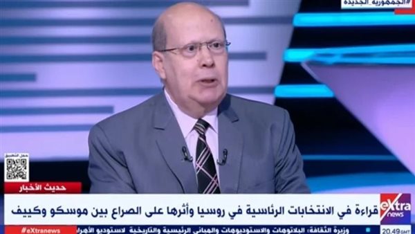 الكاتب الصحفي عبد