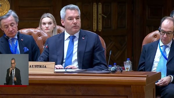 كارل نيهامر مستشار