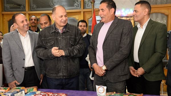 محافظ أسيوط يشهد