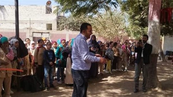  أبناء المدارس