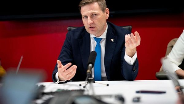  وزير الدفاع الإستوني