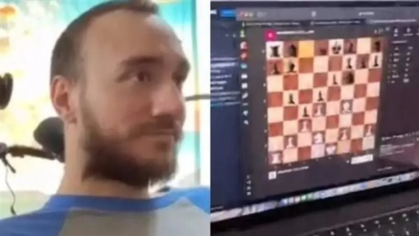  الشخص المصاب بالشلل