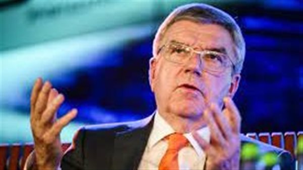 توماس باخ  رئيس اللجنة