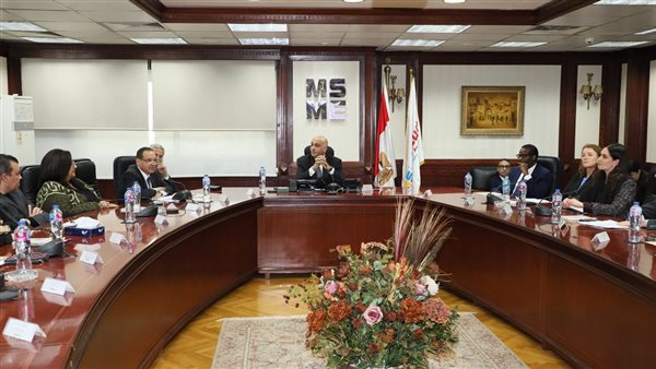  مبادرة عزيزة