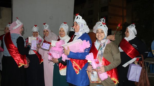 تكريم الأمهات المثاليه