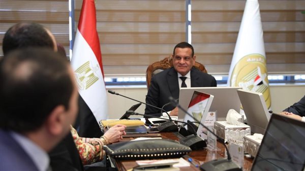  اللواء هشام آمنة