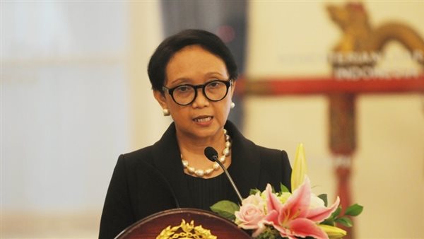 وزيرة الخارجية الإندونيسية