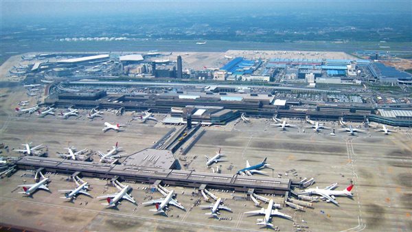 مطار - أرشيفية 