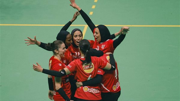 سيدات طائرة الأهلي