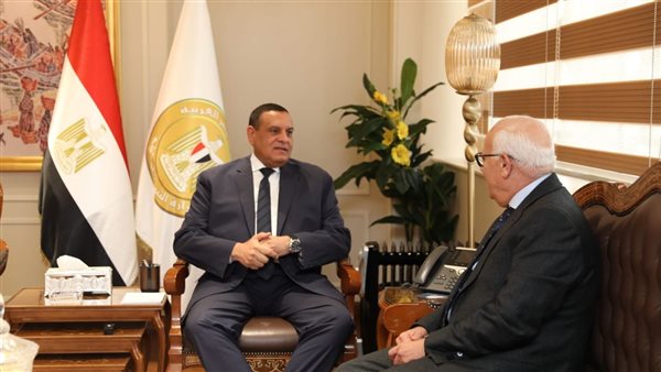 وزير التنمية المحلية