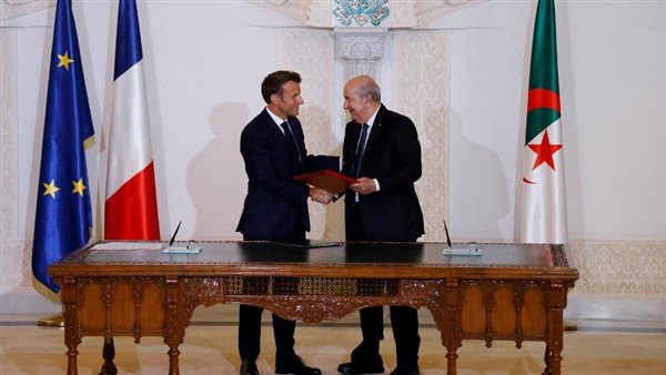 الرئيس الفرنسي ونظيره