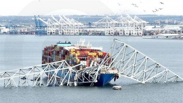 انهيار جسر بالتيمور