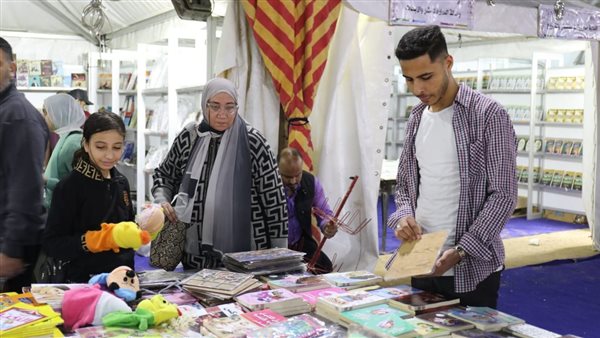 إقبال جماهيري على