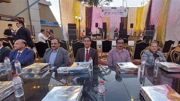 رئيس جامعة بنها يشارك