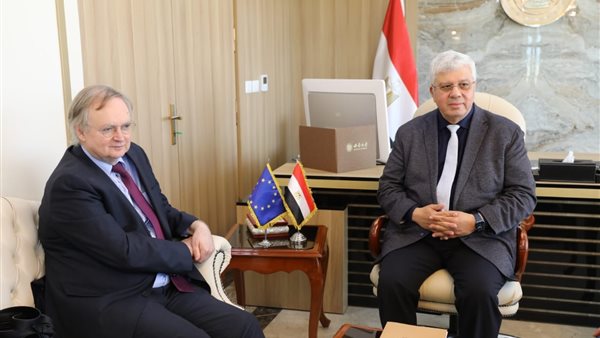 وزير التعاليم العالي