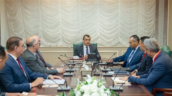 إجتماع  لوزير الدولة