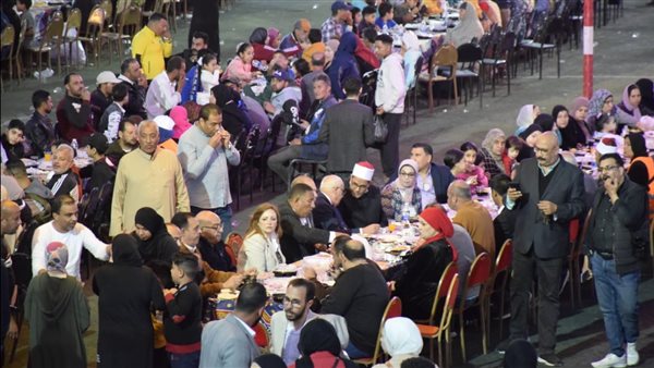 جانب من مشاركة المحافظ